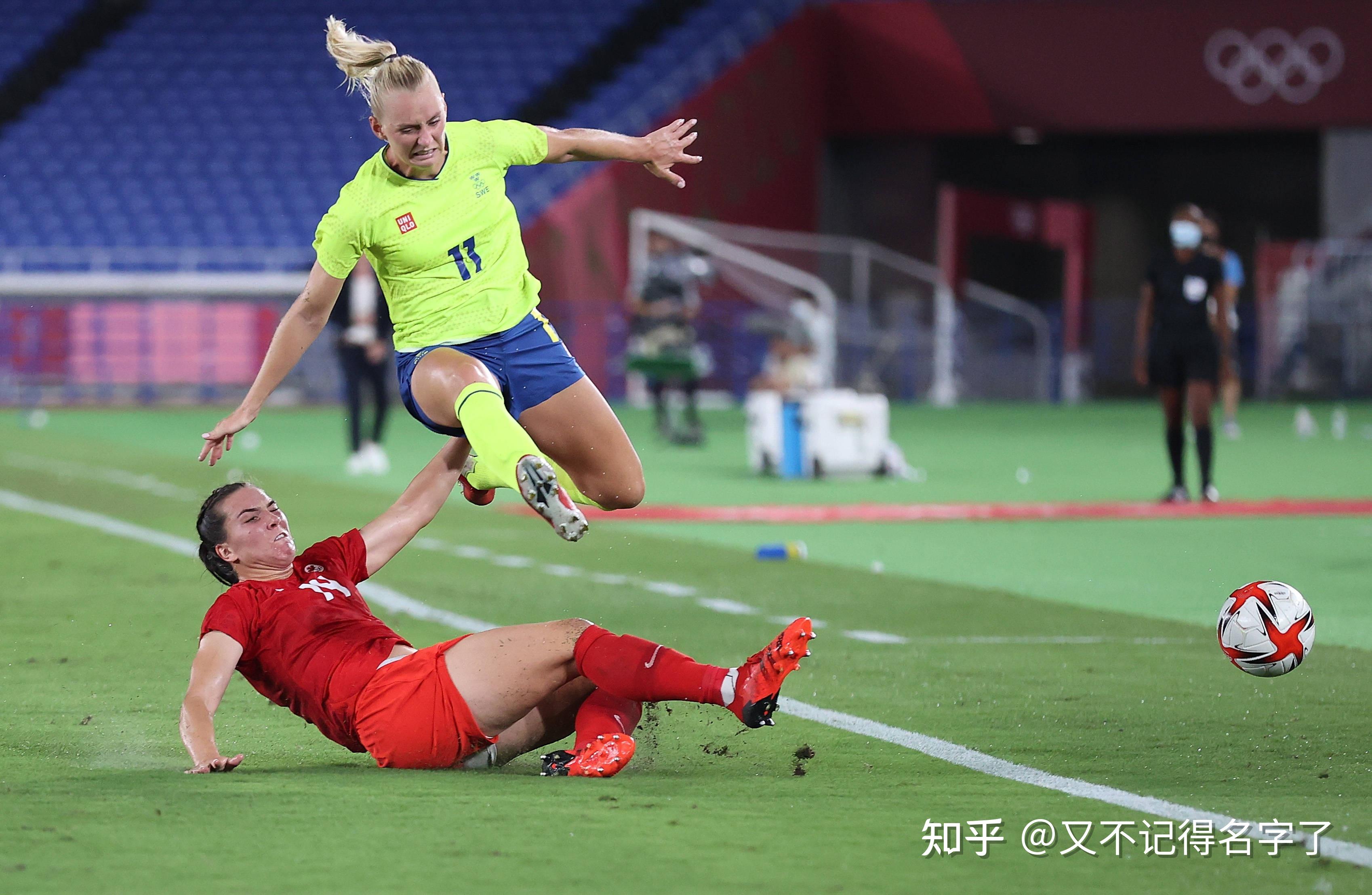 c7-菲律宾队在马尼拉体育场迎战敌人视频