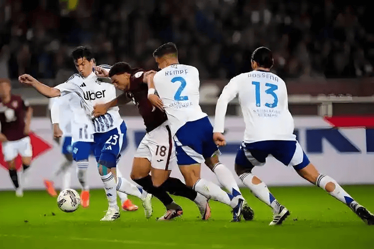 C7娱乐下载-佛罗伦萨主场大败，遭遇惨痛失利信心不减的简单介绍